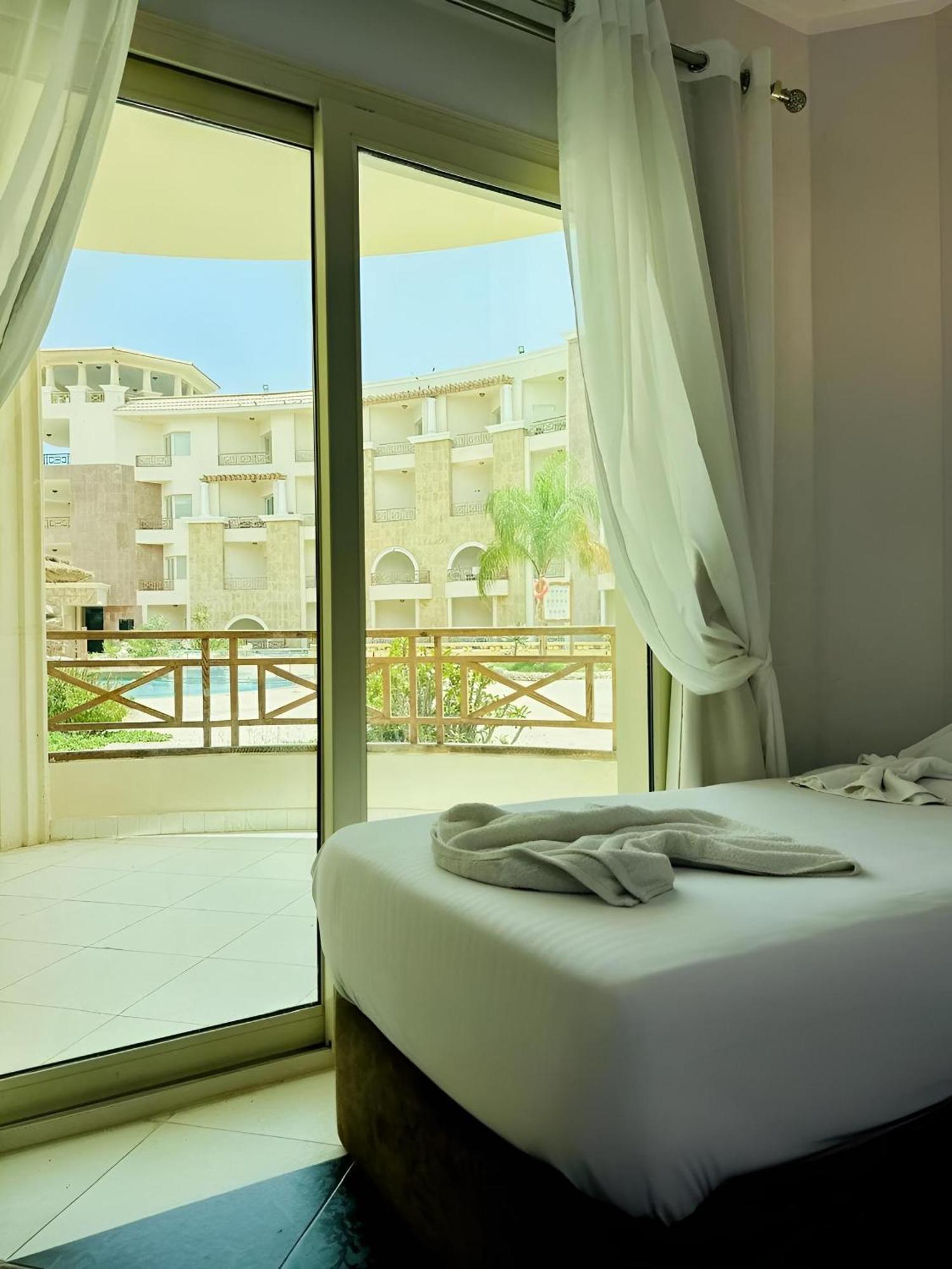 Royal Beach Serviced Apartments Hurghada Exterior photo