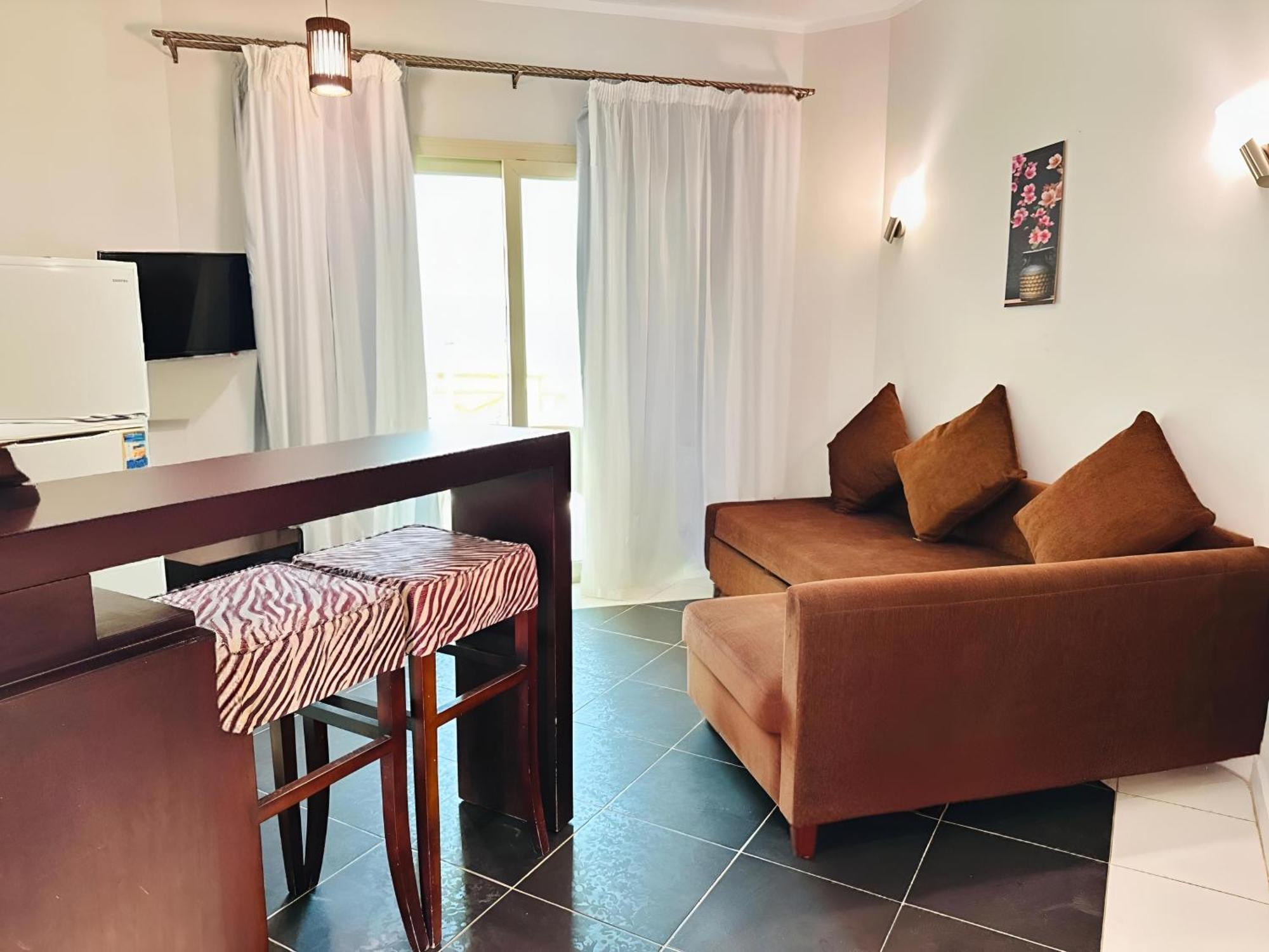 Royal Beach Serviced Apartments Hurghada Exterior photo